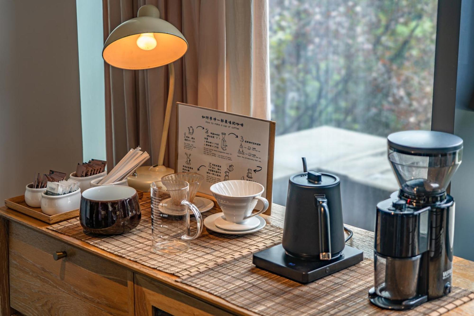 Taihua Wutong Hotel Шънджън Екстериор снимка